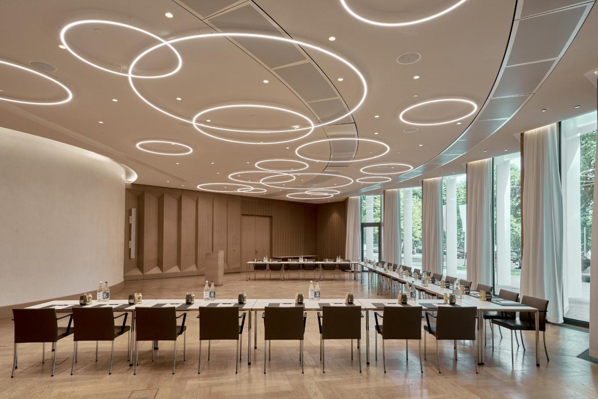 The Fontenay Hamburk Exteriér fotografie The conference room